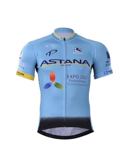 Conjunto corto de ciclismo Astana para disfrutar al máximo de tus rutas