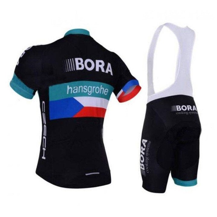 Equipación corta de ciclismo Bora Czech para estar cómodo y fresco