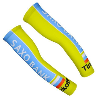 Manguitos de Ciclismo Saxo Bank: Comodidad y Protección para tus Rutas