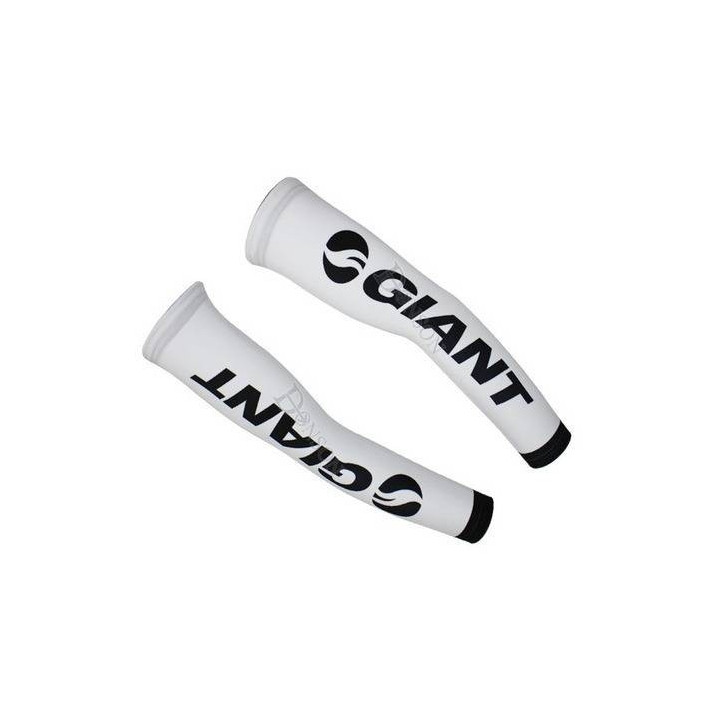 Manguitos de ciclismo Giant: comodidad y protección para tus rutas