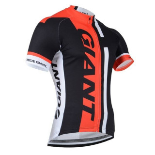 Maillot corto Giant: comodidad y estilo para tus rutas en bicicleta