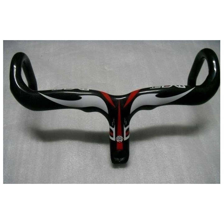 Manillar de fibra de carbono: ligero y resistente para tu bici