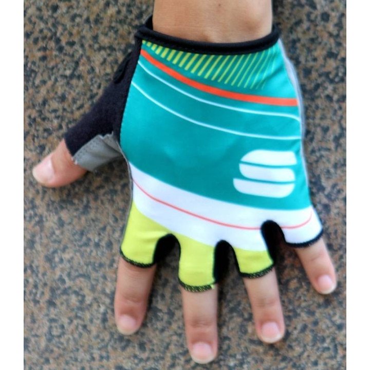 Guantes cortos de ciclismo Cannondale: comodidad y protección para tus manos