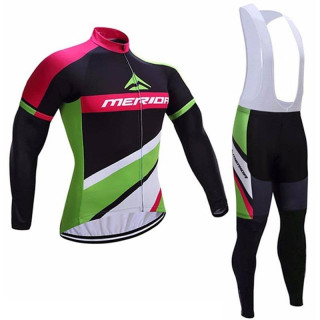 Ropa de ciclismo Merida para invierno: conjunto largo y cómodo