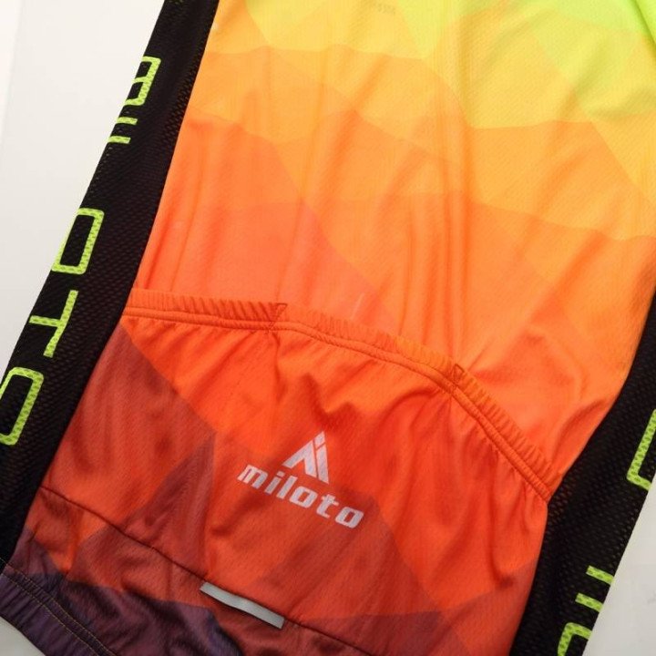Ropa de ciclismo de verano Miloto al mejor precio para tus rutas