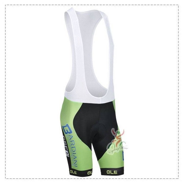 Culotte corto de ciclismo Bardiani: comodidad y estilo en cada pedaleada