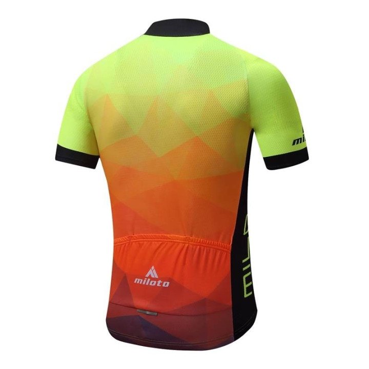Maillot ciclista corto Miloto: comodidad y estilo para tus rutas
