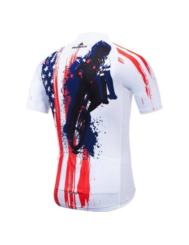 Equipación de ciclismo corta con tirantes para disfrutar al máximo en la ruta