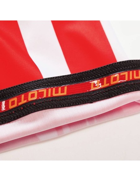 Equipación de ciclismo corta con tirantes para disfrutar al máximo en la ruta