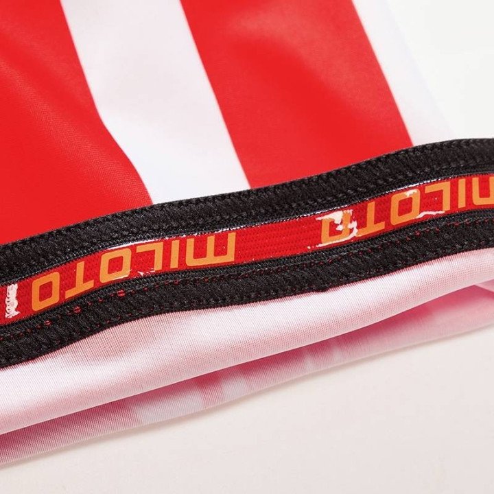 Equipación de ciclismo corta con tirantes para disfrutar al máximo en la ruta