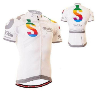 Maillot corto de ciclismo para tus aventuras en carretera