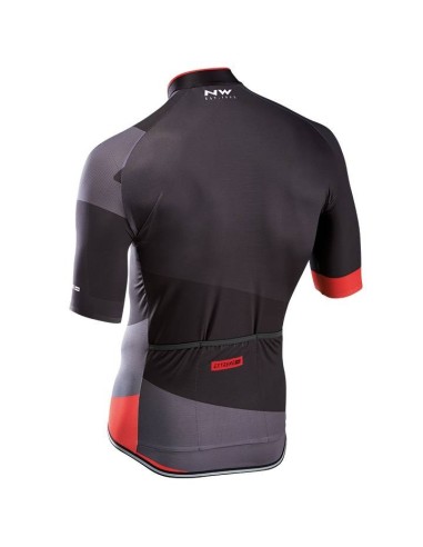 Maillot ciclista NORTHWAVE para disfrutar del ciclismo con comodidad