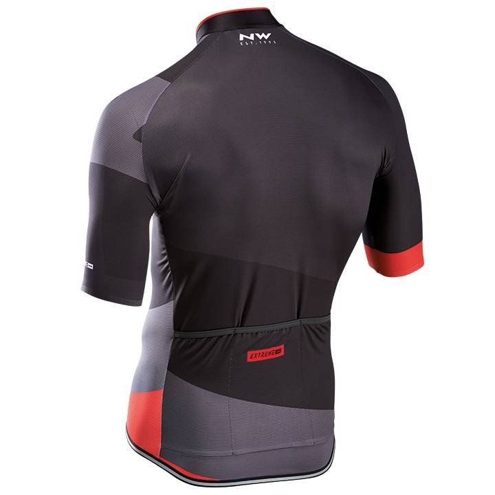 Maillot ciclista NORTHWAVE para disfrutar del ciclismo con comodidad
