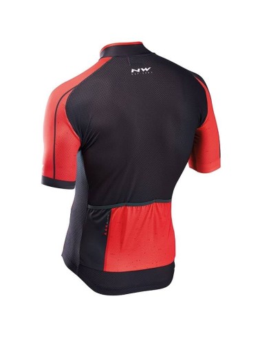 Maillot Ciclista NORTHWAVE: comodidad y estilo para tus rutas