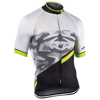 Maillot Ciclista NORTHWAVE para disfrutar del ciclismo cómodo y fresco