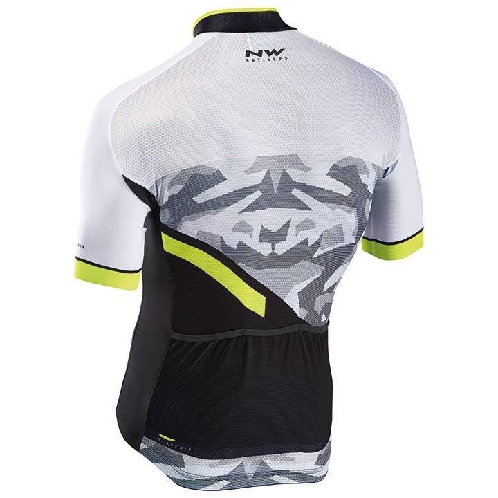 Maillot Ciclista NORTHWAVE para disfrutar del ciclismo cómodo y fresco
