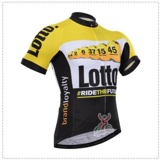 Maillot Ciclista Corto Lotto: Comodidad y Estilo para Rodar