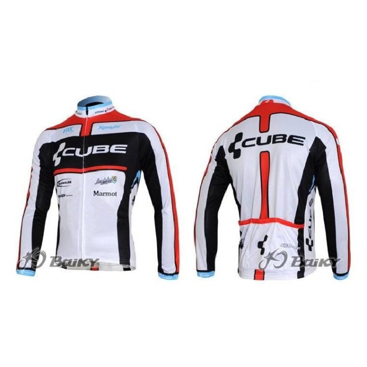 Ropa de ciclismo térmica CUBE para disfrutar en cada pedaleo