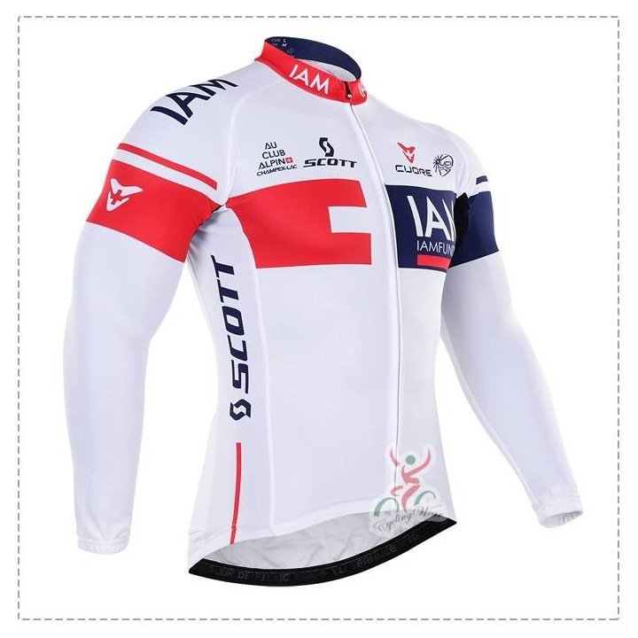 Ropa térmica de ciclismo IAM con tirantes para sentirte cómodo en tus rutas