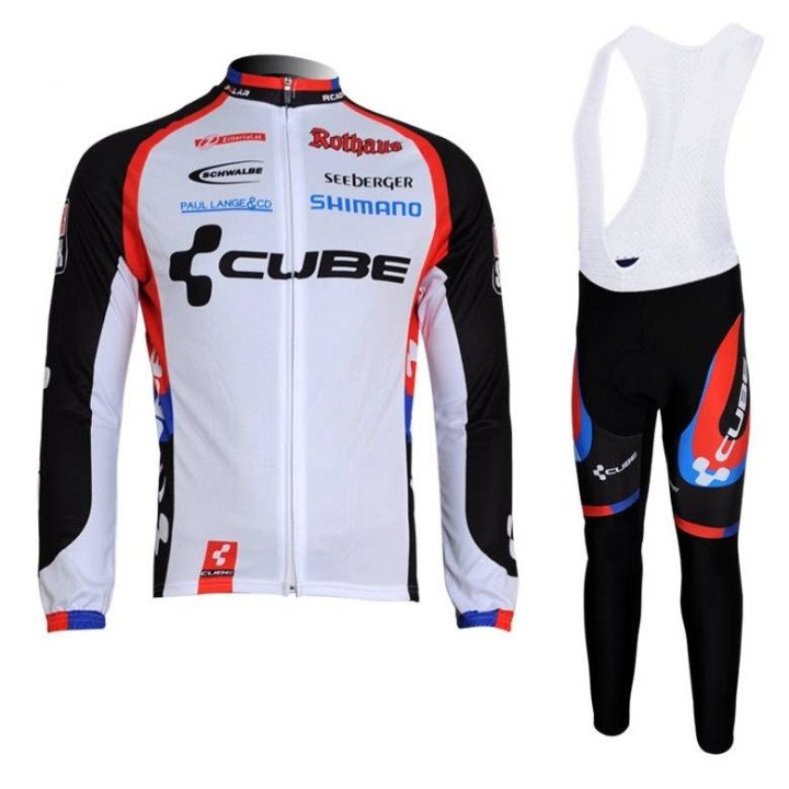 Ropa térmica para ciclistas de Cube: comodidad y estilo en cada pedaleada