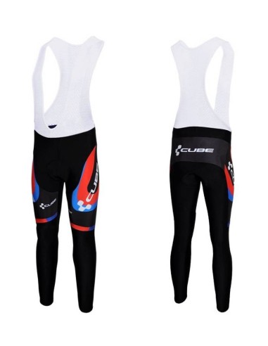 Ropa térmica para ciclistas de Cube: comodidad y estilo en cada pedaleada