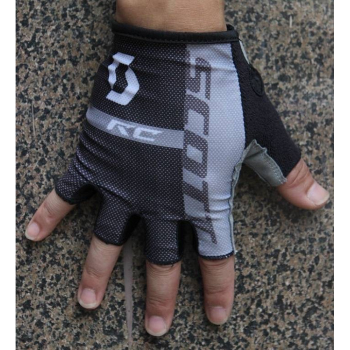 Guantes de ciclismo Scott: comodidad y protección para tus rutas