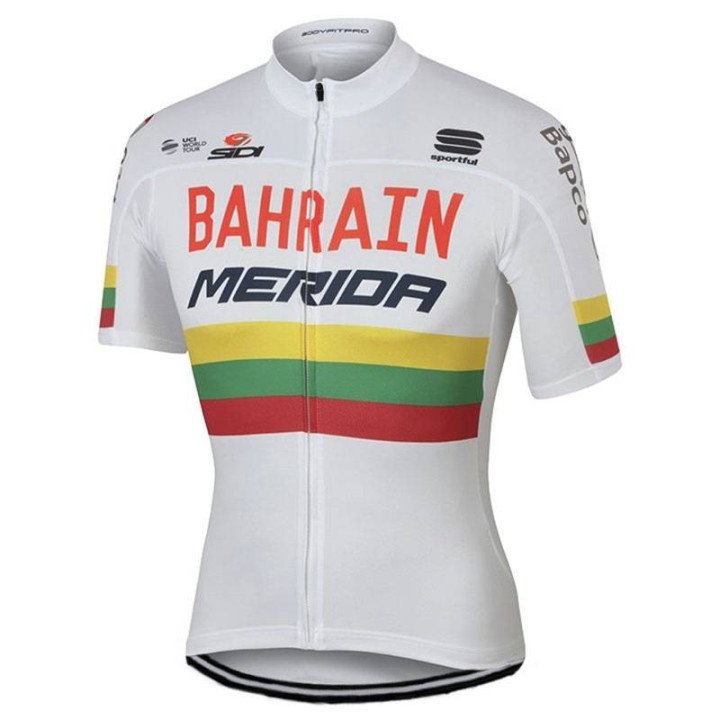 Equipación de ciclismo BAHRAIN MERIDA campeón lituano, cómoda y a buen precio