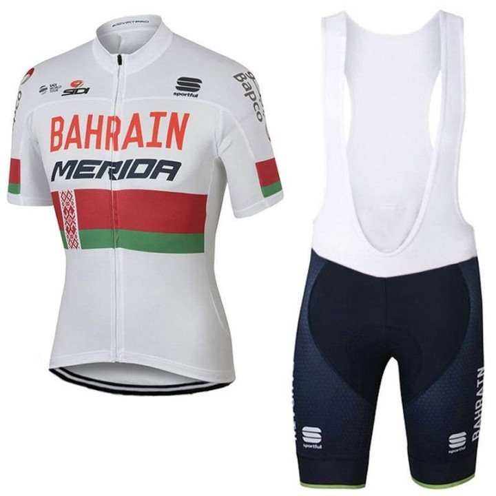 Equipación corta BAHRAIN MERIDA Russian Champion 2023 al mejor precio