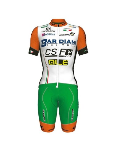 Equipación de ciclismo BARDIANI CSF: cortas y con estilo para tus rutas