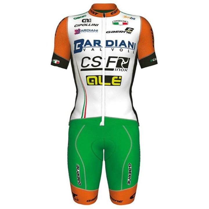 Equipación de ciclismo BARDIANI CSF: cortas y con estilo para tus rutas