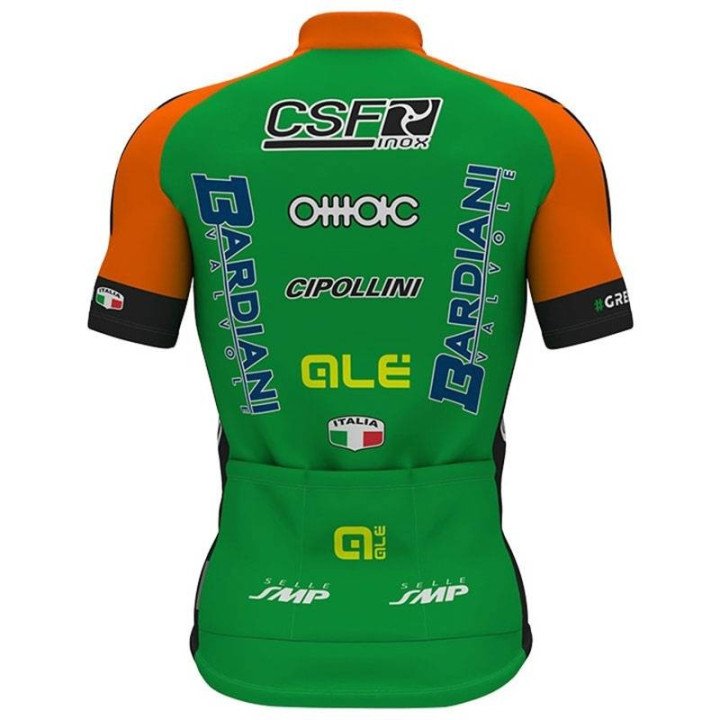 Equipación de ciclismo BARDIANI CSF: cortas y con estilo para tus rutas