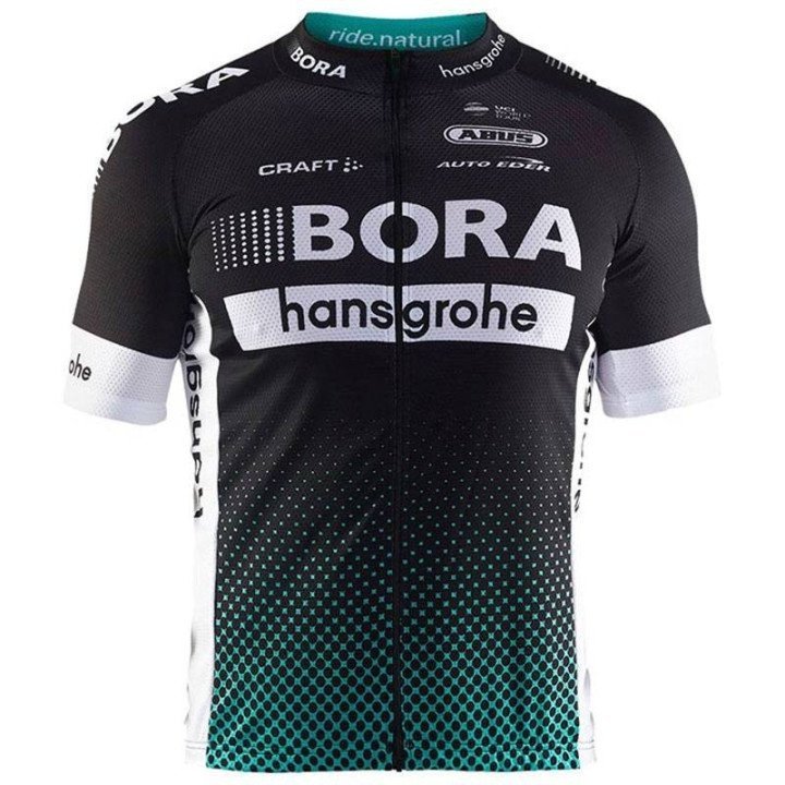 Equipación corta BORA hansgrohe para ciclistas, ¡lúcete en la ruta!