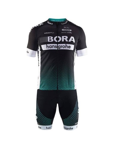 Equipación corta BORA hansgrohe para ciclistas, ¡lúcete en la ruta!