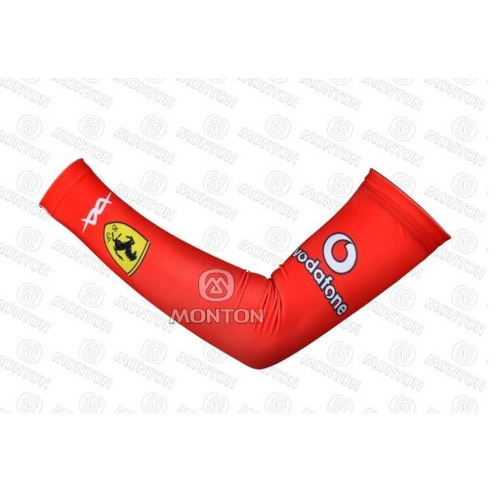 Manguitos de Ciclismo Ferrari para Protegerte del Sol y la Transpiración