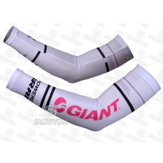 Manguitos de Ciclismo Giant para un pedaleo cómodo y protegido