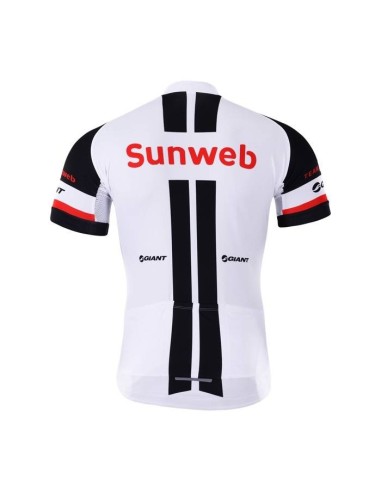 Maillot corto Sunweb para ciclistas que buscan comodidad y estilo