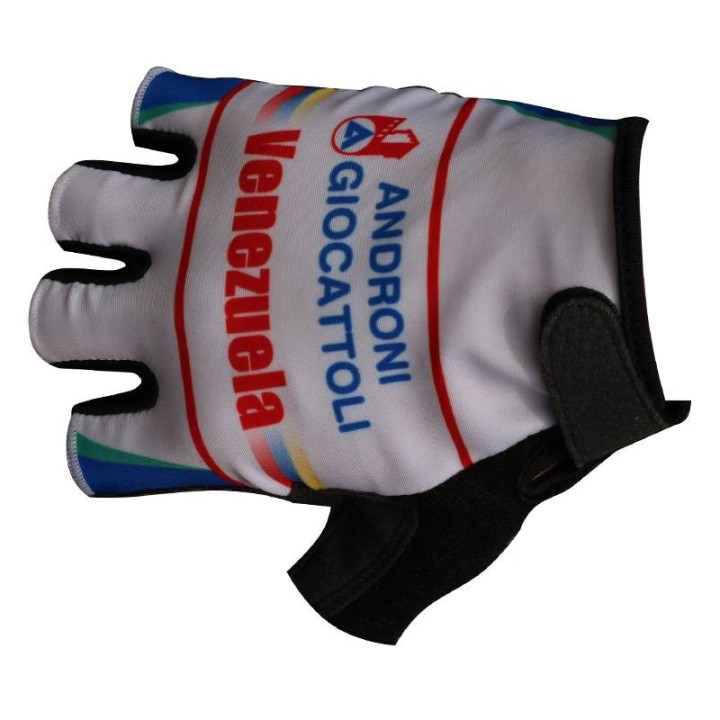 Guantes de ciclismo cortos para disfrutar en Venezuela