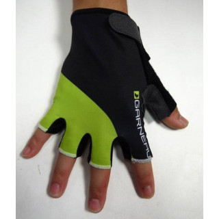 Guantes Cortos de Ciclismo Garneau, comodidad y protección para tus manos