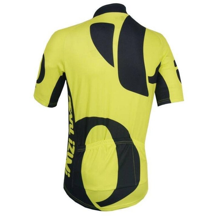 Equipación corta Pearl Izumi: comodidad y estilo para tus rutas en bici