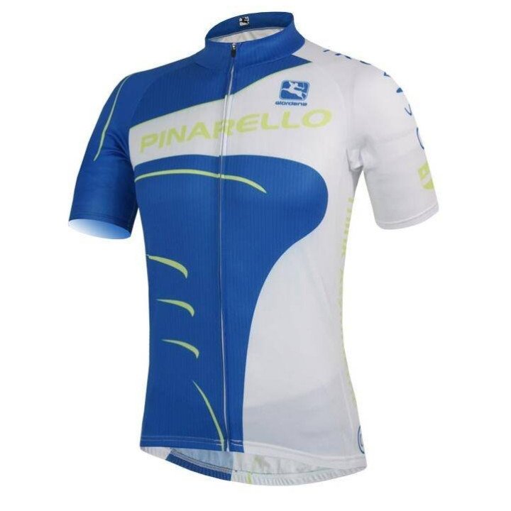 Equipación corta con tirante Pinarello para ciclistas que buscan comodidad