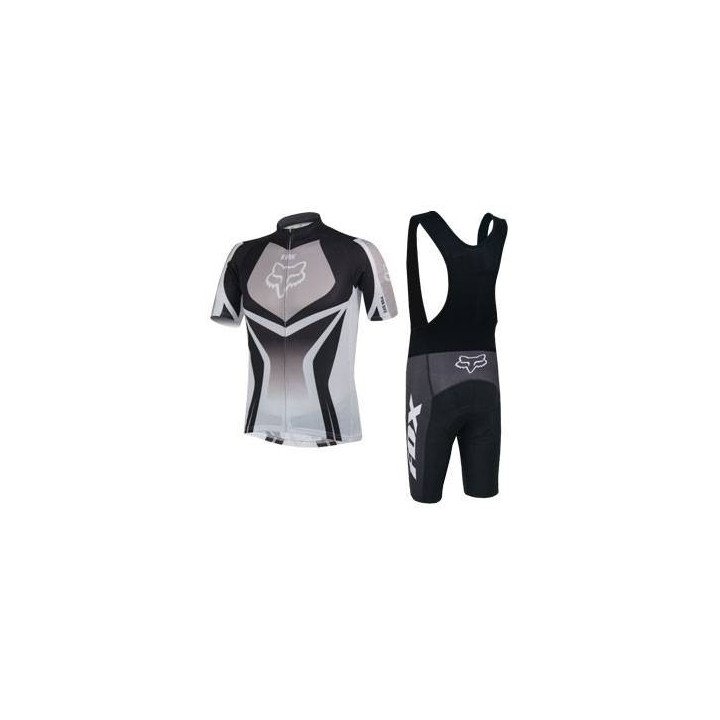 Equipación corta de ciclismo Fox a buen precio