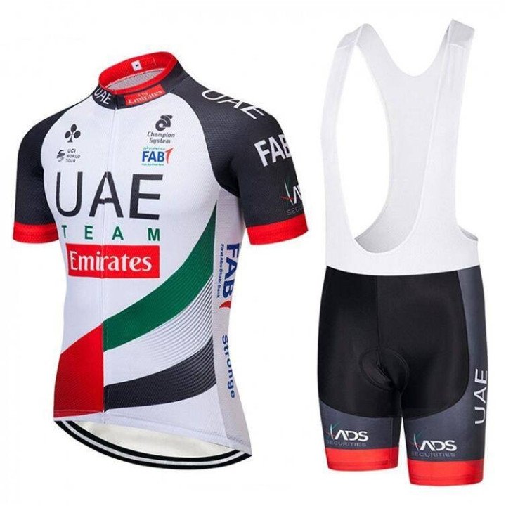 Equipación de ciclismo UAE corta y cómoda para tus rutas