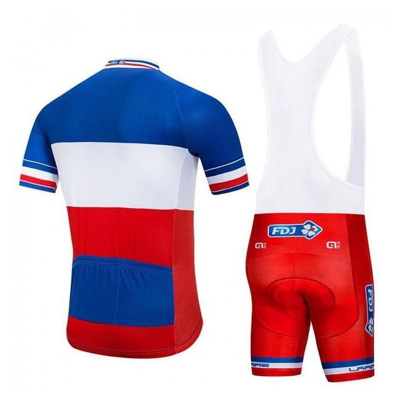 Equipación corta FDJ: calidad y comodidad para tus rutas en bici