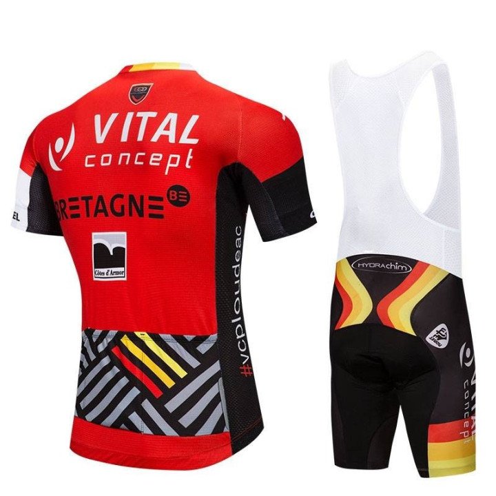 Equipación corta de ciclismo Vital 2023 a buen precio
