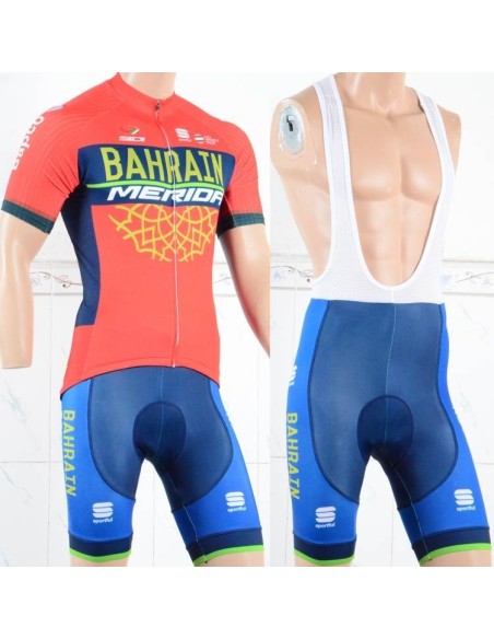 Equipación corta BAHRAIN Merida para ciclismo, calidad y confort al mejor precio