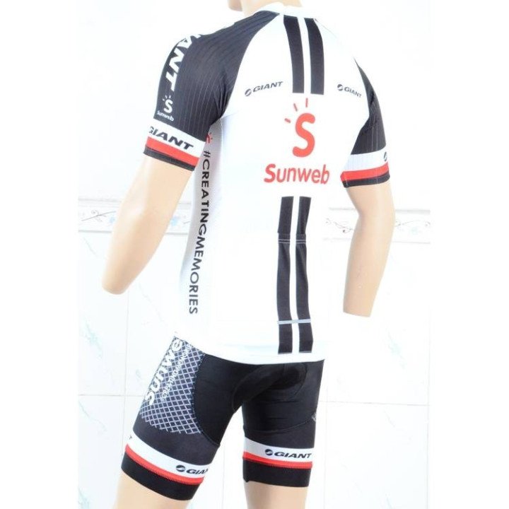 Equipación corta sunweb para ciclismo: compra cómoda y a buen precio