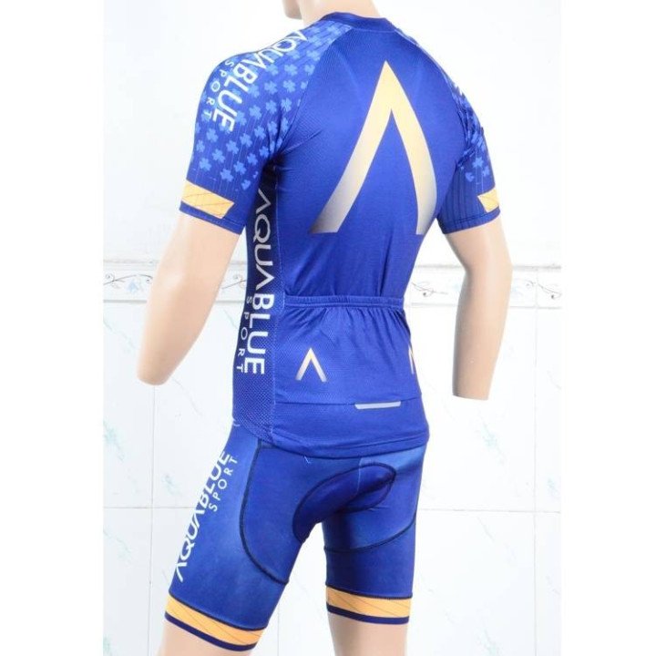 Conjunto de Ciclismo Corto Aquablue para un Pedalear Cómodo