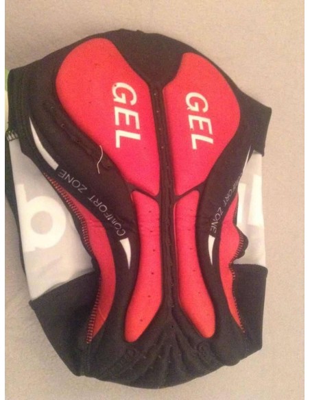 Equipación corta Movistar para ciclistas a buen precio