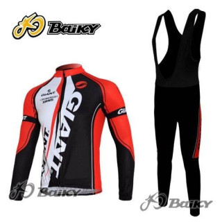 Ropa térmica de ciclismo Giant para estar cómodo en tus rutas