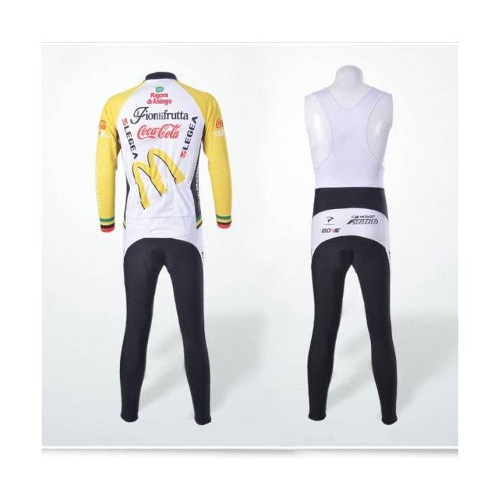 Ropa de ciclismo térmica de McDonald's que te hará sentir genial en cada pedaleada